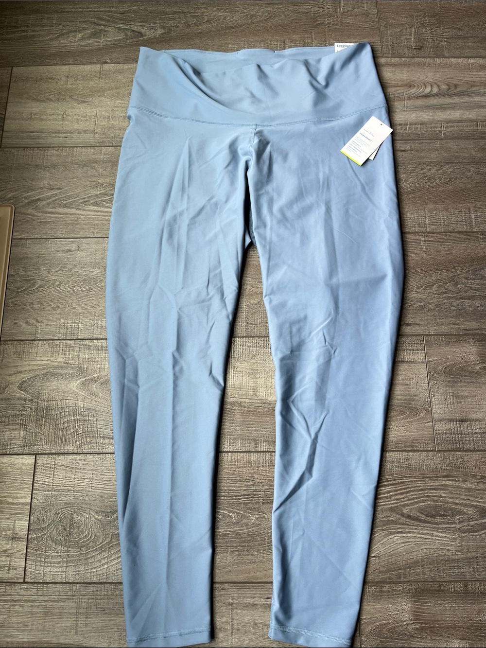 3/$20- Old Navy Go-Dry Powersoft Leggings